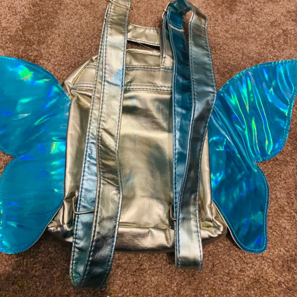 ⭐️Butterfly backpack - Picture 2 of 5